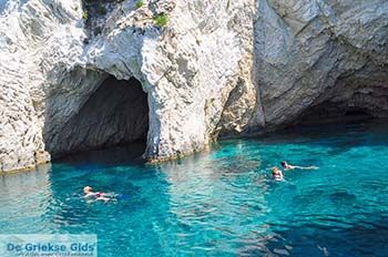Marathonisi Eiland bij Zakynthos | De Griekse Gids nr 13 - Foto van https://www.grieksegids.nl/fotos/eilandzakynthos/zakynthos/350px/fotos-zakynthos-139.jpg