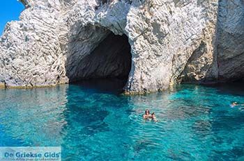 Marathonisi Eiland bij Zakynthos | De Griekse Gids nr 16 - Foto van https://www.grieksegids.nl/fotos/eilandzakynthos/zakynthos/350px/fotos-zakynthos-142.jpg