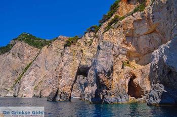 Bij de grotten van Keri | Zakynthos | foto 6 - Foto van https://www.grieksegids.nl/fotos/eilandzakynthos/zakynthos/350px/fotos-zakynthos-154.jpg