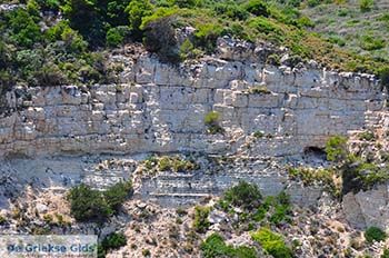 Bij de grotten van Keri | Zakynthos | foto 24 - Foto van https://www.grieksegids.nl/fotos/eilandzakynthos/zakynthos/350px/fotos-zakynthos-172.jpg