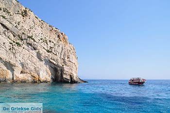 Blue Caves - Blauwe grotten | Zakynthos | De Griekse Gids 19 - Foto van https://www.grieksegids.nl/fotos/eilandzakynthos/zakynthos/350px/fotos-zakynthos-240.jpg