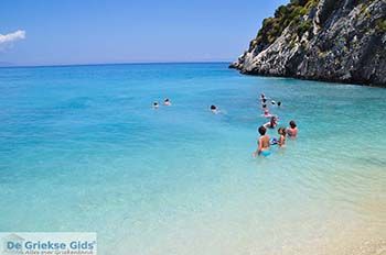 Strand Xigkia (Xigia) | Zakynthos | De Griekse Gids nr 3 - Foto van https://www.grieksegids.nl/fotos/eilandzakynthos/zakynthos/350px/fotos-zakynthos-262.jpg