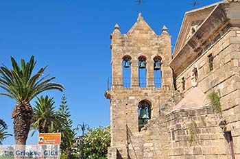 Zakynthos stad | Griekenland nr 2 - Foto van https://www.grieksegids.nl/fotos/eilandzakynthos/zakynthos/350px/fotos-zakynthos-278.jpg