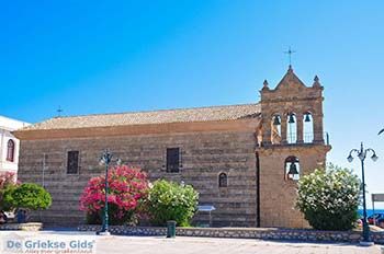 Zakynthos stad | Griekenland nr 4 - Foto van https://www.grieksegids.nl/fotos/eilandzakynthos/zakynthos/350px/fotos-zakynthos-280.jpg