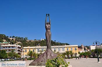 Zakynthos stad | Griekenland nr 9 - Foto van https://www.grieksegids.nl/fotos/eilandzakynthos/zakynthos/350px/fotos-zakynthos-285.jpg