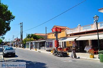 Argassi Zakynthos | Griekenland nr 12 - Foto van https://www.grieksegids.nl/fotos/eilandzakynthos/zakynthos/350px/fotos-zakynthos-359.jpg