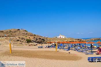 St Nicolas Bay Vassilikos | Zakynthos | De Griekse Gids nr 7 - Foto van https://www.grieksegids.nl/fotos/eilandzakynthos/zakynthos/350px/fotos-zakynthos-381.jpg