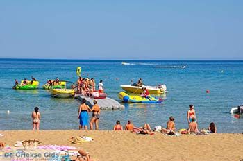 St Nicolas Bay Vassilikos | Zakynthos | De Griekse Gids nr 11 - Foto van https://www.grieksegids.nl/fotos/eilandzakynthos/zakynthos/350px/fotos-zakynthos-385.jpg