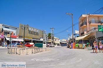 Laganas Zakynthos | Griekenland nr 1 - Foto van https://www.grieksegids.nl/fotos/eilandzakynthos/zakynthos/350px/fotos-zakynthos-408.jpg
