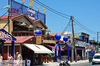 Laganas Zakynthos | Griekenland nr 24 - Foto van https://www.grieksegids.nl/fotos/eilandzakynthos/zakynthos/350px/fotos-zakynthos-431.jpg