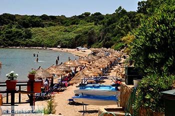 St Nicolas Bay Vassilikos | Zakynthos | De Griekse Gids nr 20 - Foto van https://www.grieksegids.nl/fotos/eilandzakynthos/zakynthos/350px/fotos-zakynthos-447.jpg