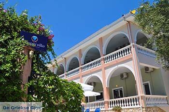 Limni Keri Zakynthos | Griekenland nr 19 - Foto van https://www.grieksegids.nl/fotos/eilandzakynthos/zakynthos/350px/fotos-zakynthos-537.jpg