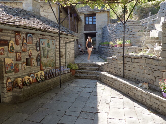 Monodendri | Epirus | Ioannina - Foto van https://www.grieksegids.nl/fotos/epirus/ioannina/monodendri/mid/monodendri-002.jpg?v=1772363077