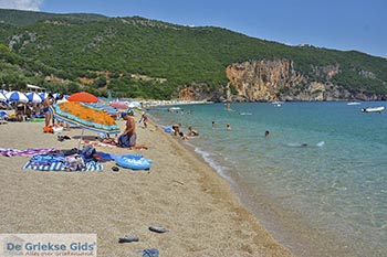 Lichnos beach - Parga foto 1 - Foto van https://www.grieksegids.nl/fotos/epirus/preveza/lichnos-beach/350pix/lichnos-beach-parga-001.jpg