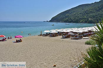 Lichnos beach - Parga foto 12 - Foto van https://www.grieksegids.nl/fotos/epirus/preveza/lichnos-beach/350pix/lichnos-beach-parga-012.jpg