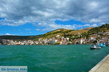 Amfilochia - Departement Etoloakarnania -  Foto 25 - Foto van https://www.grieksegids.nl/fotos/etoloakarnania/amfilochia/normaal/amfilochia-025.jpg