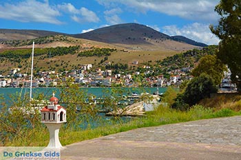 Amfilochia - Departement Etoloakarnania -  Foto 30 - Foto van https://www.grieksegids.nl/fotos/etoloakarnania/amfilochia/normaal/amfilochia-030.jpg