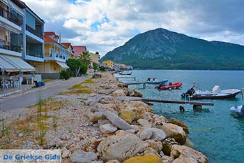 Mytikas - Departement Etoloakarnania -  Foto 1 - Foto van https://www.grieksegids.nl/fotos/etoloakarnania/mytikas/normaal/mytikas-001.jpg