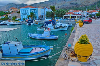 Paleros - Departement Etoloakarnania -  Foto 2 - Foto van https://www.grieksegids.nl/fotos/etoloakarnania/paleros/normaal/paleros-002.jpg