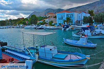 Paleros - Departement Etoloakarnania -  Foto 3 - Foto van https://www.grieksegids.nl/fotos/etoloakarnania/paleros/normaal/paleros-003.jpg