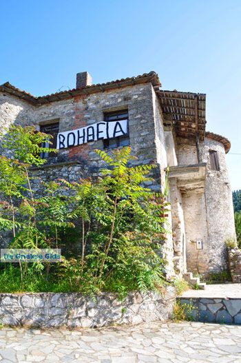 Toren van Drosini | Gouves Noord-Evia | Griekenland | Foto 4 - Foto van https://www.grieksegids.nl/fotos/evia/noord-evia/normaal/noord-evia-grieksegids-059.jpg