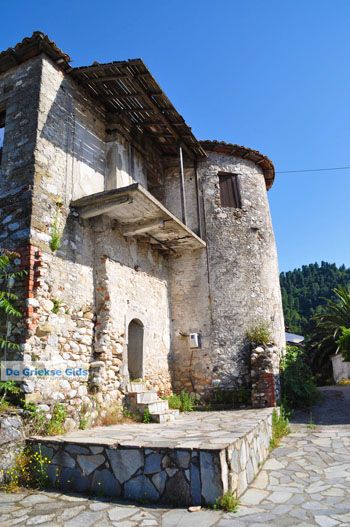 Toren van Drosini | Gouves Noord-Evia | Griekenland | Foto 6 - Foto van https://www.grieksegids.nl/fotos/evia/noord-evia/normaal/noord-evia-grieksegids-061.jpg