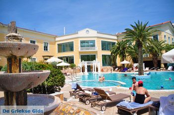 Bij Thermae Sylla in Aedipsos | Noord-Evia | De Griekse Gids foto 1 - Foto van https://www.grieksegids.nl/fotos/evia/noord-evia/normaal/noord-evia-grieksegids-123.jpg