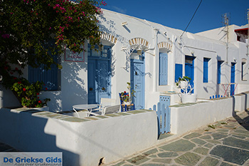 Chora Folegandros - Eiland Folegandros - Cycladen - Foto 21 - Foto van https://www.grieksegids.nl/fotos/folegandros/350/eiland-folegandros-021.jpg
