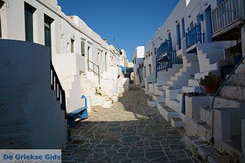 Chora Folegandros - Eiland Folegandros - Cycladen - Foto 26 - Foto van https://www.grieksegids.nl/fotos/folegandros/350/eiland-folegandros-026.jpg
