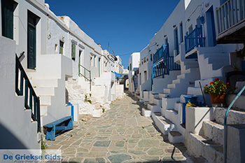 Chora Folegandros - Eiland Folegandros - Cycladen - Foto 28 - Foto van https://www.grieksegids.nl/fotos/folegandros/350/eiland-folegandros-028.jpg