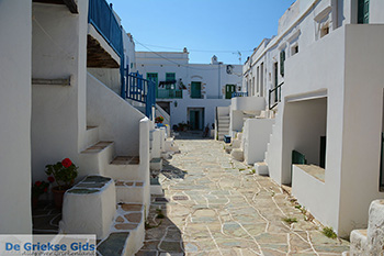 Chora Folegandros - Eiland Folegandros - Cycladen - Foto 37 - Foto van https://www.grieksegids.nl/fotos/folegandros/350/eiland-folegandros-037.jpg