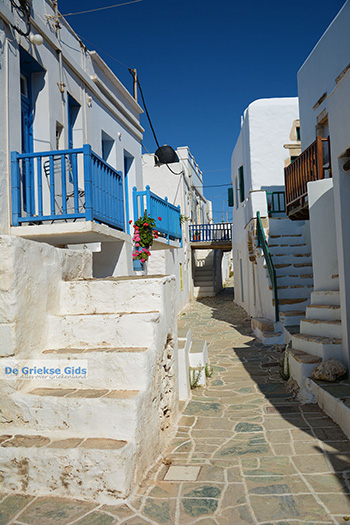 Chora Folegandros - Eiland Folegandros - Cycladen - Foto 38 - Foto van https://www.grieksegids.nl/fotos/folegandros/350/eiland-folegandros-038.jpg