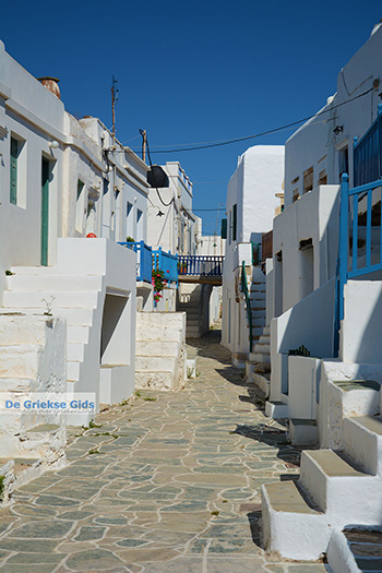 Chora Folegandros - Eiland Folegandros - Cycladen - Foto 41 - Foto van https://www.grieksegids.nl/fotos/folegandros/350/eiland-folegandros-041.jpg