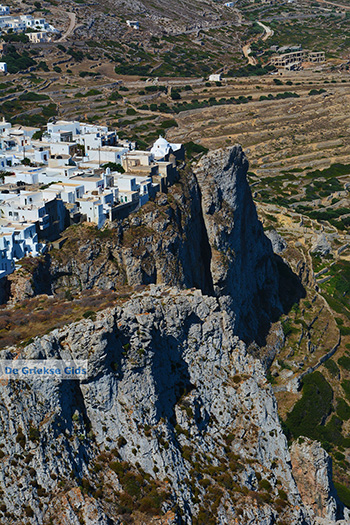 Chora Folegandros - Eiland Folegandros - Cycladen - Foto 64 - Foto van https://www.grieksegids.nl/fotos/folegandros/350/eiland-folegandros-064.jpg