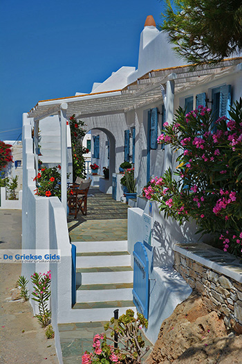 Chora Folegandros - Eiland Folegandros - Cycladen - Foto 82 - Foto van https://www.grieksegids.nl/fotos/folegandros/350/eiland-folegandros-082.jpg