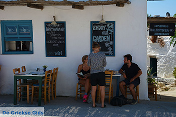 Chora Folegandros - Eiland Folegandros - Cycladen - Foto 85 - Foto van https://www.grieksegids.nl/fotos/folegandros/350/eiland-folegandros-085.jpg