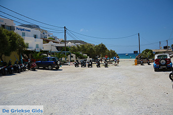 Angali Folegandros - Agali beach - Cycladen - Foto 123 - Foto van https://www.grieksegids.nl/fotos/folegandros/350/eiland-folegandros-123.jpg