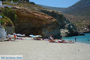 Angali Folegandros - Agali beach - Cycladen - Foto 126 - Foto van https://www.grieksegids.nl/fotos/folegandros/350/eiland-folegandros-126.jpg