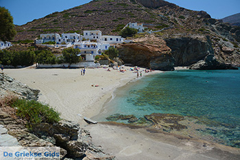 Angali Folegandros - Agali beach - Cycladen - Foto 140 - Foto van https://www.grieksegids.nl/fotos/folegandros/350/eiland-folegandros-140.jpg