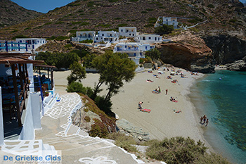 Angali Folegandros - Agali beach - Cycladen - Foto 153 - Foto van https://www.grieksegids.nl/fotos/folegandros/350/eiland-folegandros-153.jpg