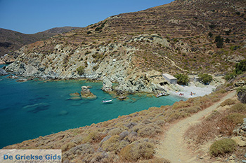 Galyfos Beach Angali Folegnadros - Cycladen - Foto 162 - Foto van https://www.grieksegids.nl/fotos/folegandros/350/eiland-folegandros-162.jpg