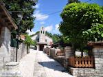 Monodendri kerk nabij centrale plein foto 1 - Zagori Epirus - Foto van De Griekse Gids