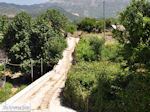 Wandelpad naar de Vikos kloof in Vikos dorp - Zagori Epirus - Foto GriechenlandWeb.de