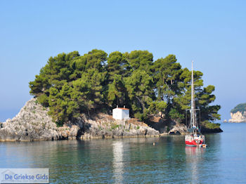 Schitterend Parga in Epirus foto 25 - Foto van https://www.grieksegids.nl/fotos/griekse-gidsnl/350pixels/epirus-epiros-040.jpg