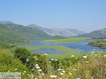 Wetland of Kalodiki (Epirus) foto 3 - Foto van https://www.grieksegids.nl/fotos/griekse-gidsnl/350pixels/epirus-epiros-063.jpg
