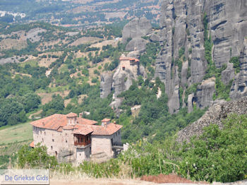 Meteora Griekenland - Foto Griekse Gids 019 - Foto van https://www.grieksegids.nl/fotos/griekse-gidsnl/350pixels/meteora-griekenland-019.jpg