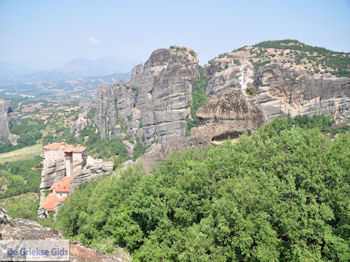 Meteora Griekenland - Foto Griekse Gids 028 - Foto van https://www.grieksegids.nl/fotos/griekse-gidsnl/350pixels/meteora-griekenland-028.jpg