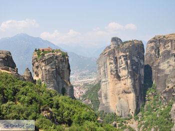 Meteora Griekenland - Foto Griekse Gids 031 - Foto van https://www.grieksegids.nl/fotos/griekse-gidsnl/350pixels/meteora-griekenland-031.jpg