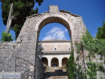 Kerk in Ano Pedina foto 1 - Zagori Epirus - Foto van https://www.grieksegids.nl/fotos/griekse-gidsnl/350pixels/zagoria-epirus-067.jpg