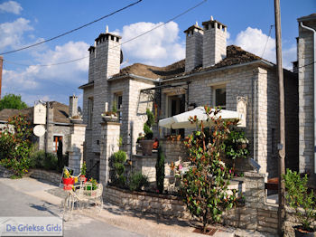 Traditioneel dorp Kipi foto 4 - Zagori Epirus - Foto van https://www.grieksegids.nl/fotos/griekse-gidsnl/350pixels/zagoria-epirus-115.jpg